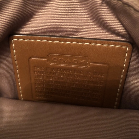 Coach cross body bag - Picture 2 of 3